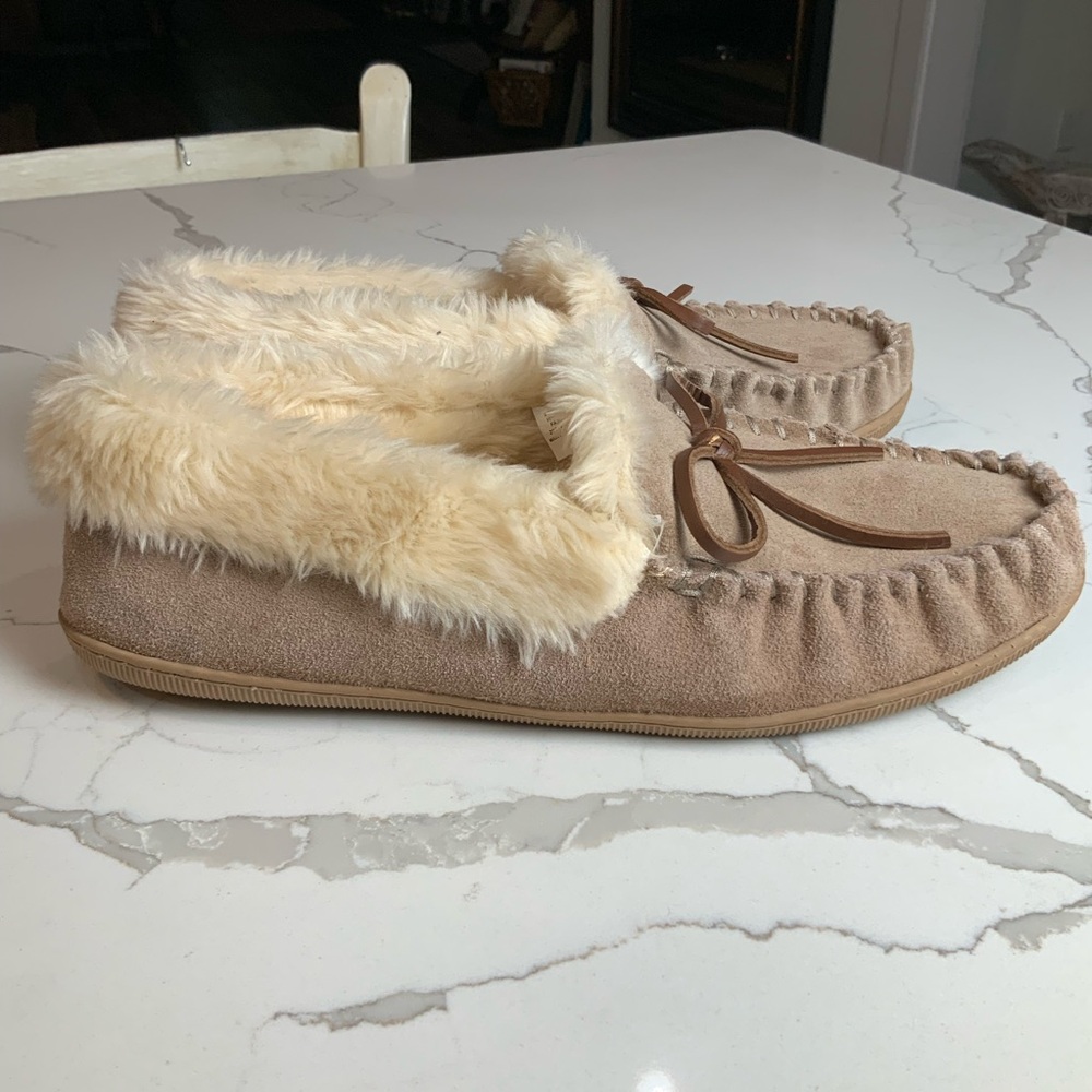 J. Crew suede moccasin slippers size 12. - Picture 3 of 7